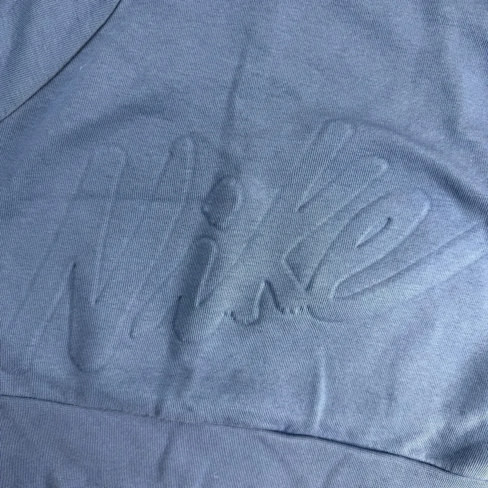 Nike Sweatshirt Womens XS Blue Dri-FIT Embossed Logo Cropped Raglan Pullover